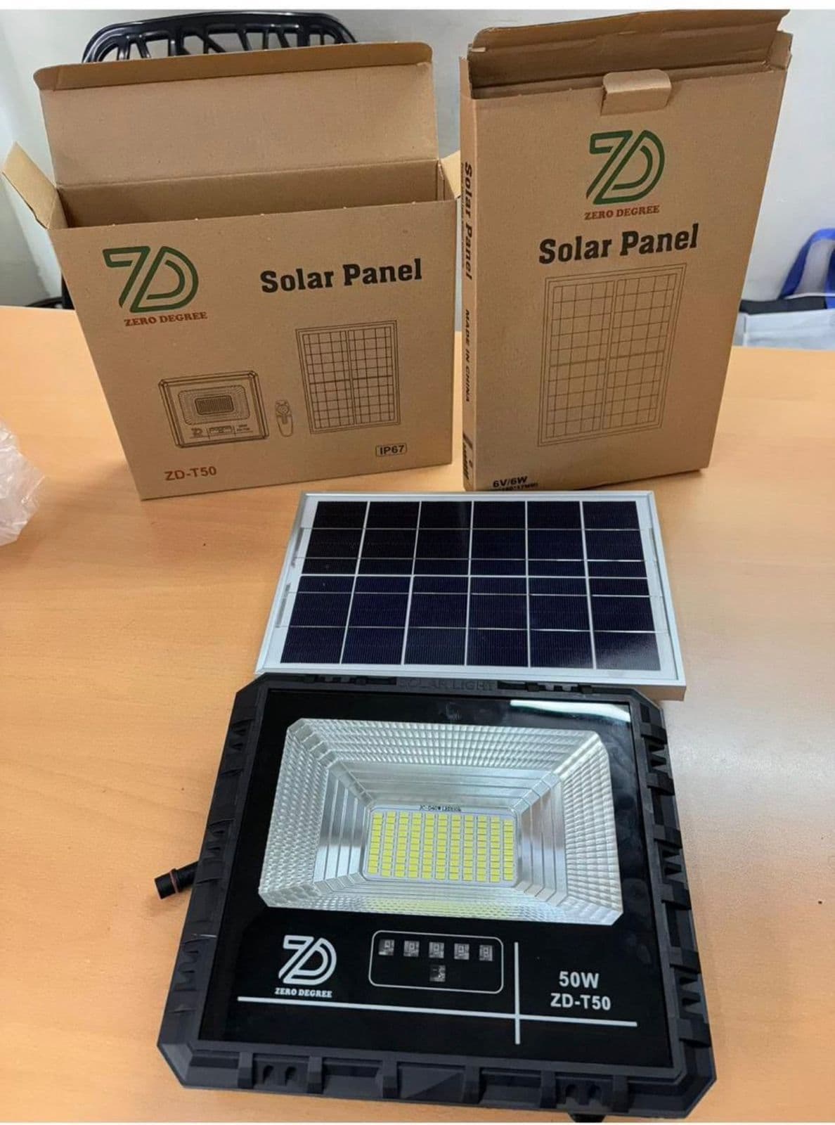 50W ZD Solar Flood Light